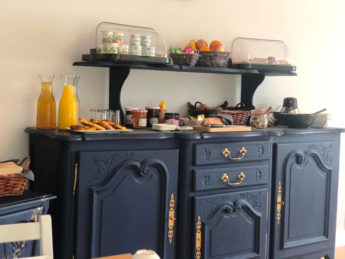 No 6 B&B Landivy Екстериор снимка